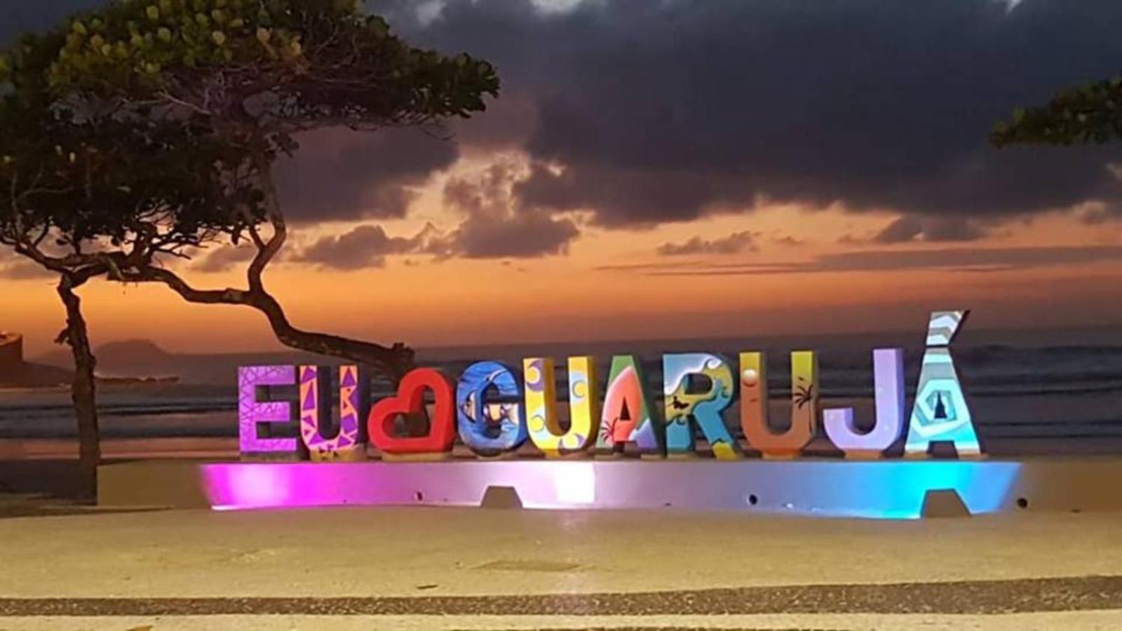 Apartamento 4 Quartos, 3 Banheiros, Vista Para O Mar Pitangueiras, Sacada, 1 Vaga De Garagem, Apenas 50 Metros Do Mar Guarujá Kültér fotó